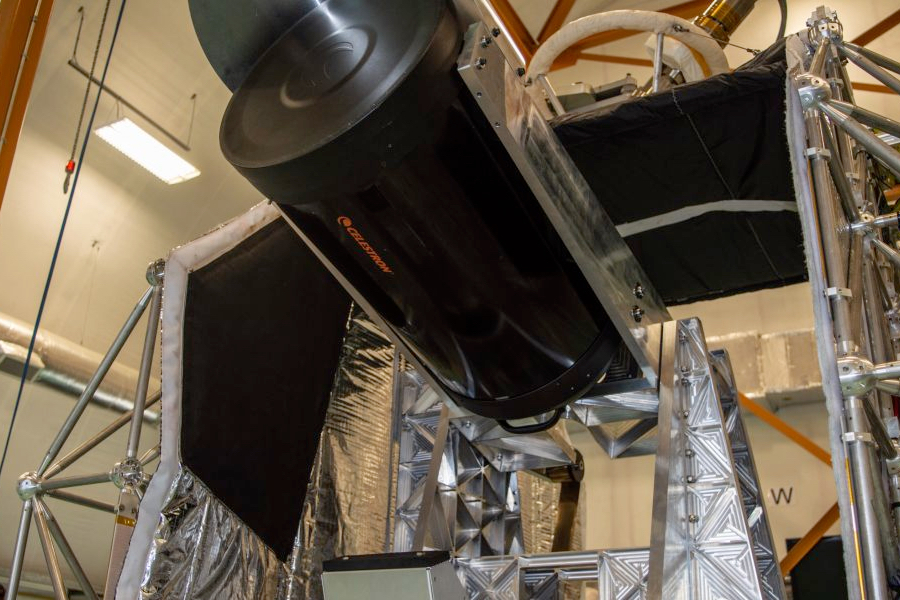 HiCIBaS, a stratospheric balloon borne telescope project for the direct imaging of exoplanets